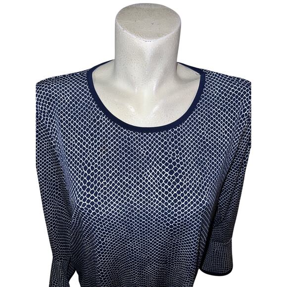 Michael Kors Top 3/4 Flare Sleeves Blouse Shirt Women's Size XL White Blue Print - Picture 2 of 11